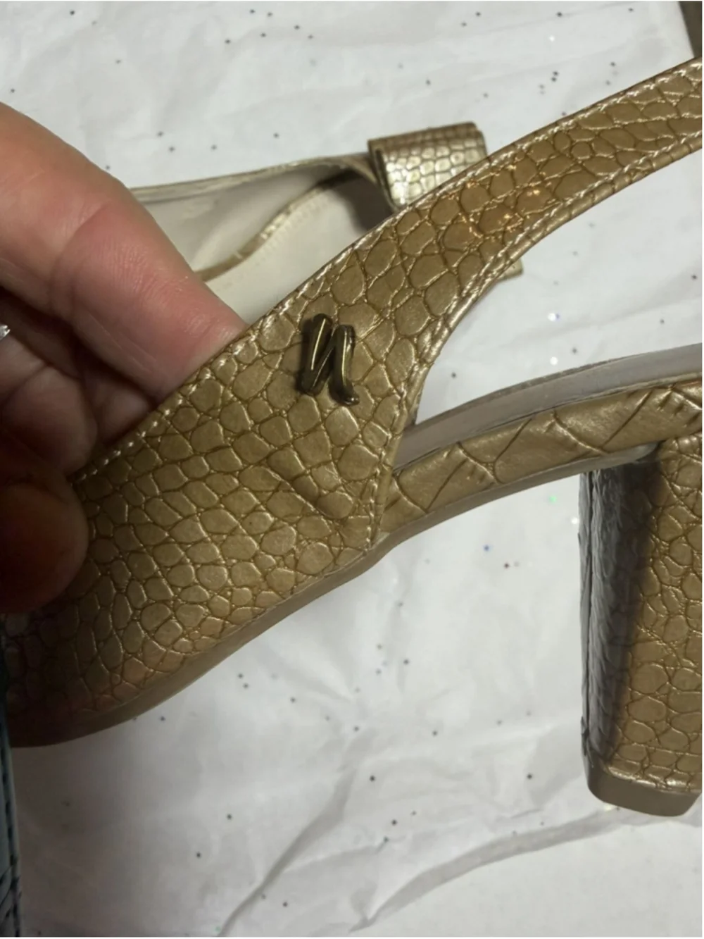 Women's Nickels Gold Crocodile Slingback Heels Size 6.5